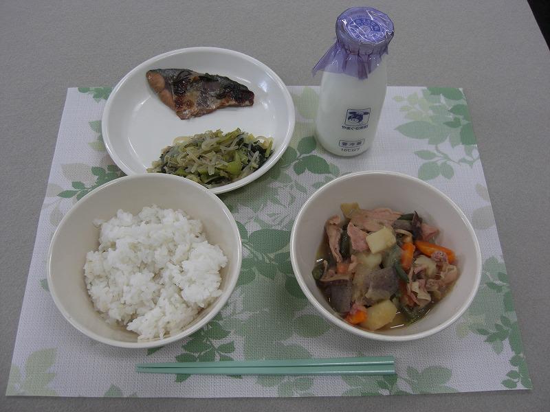 10月1日の給食の写真