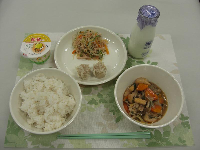 10月8日の給食の写真