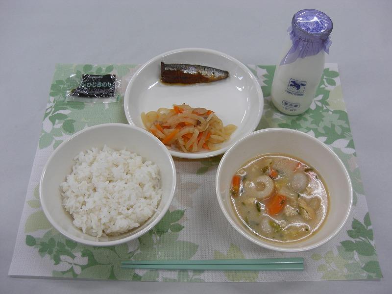 11月26日の給食の写真