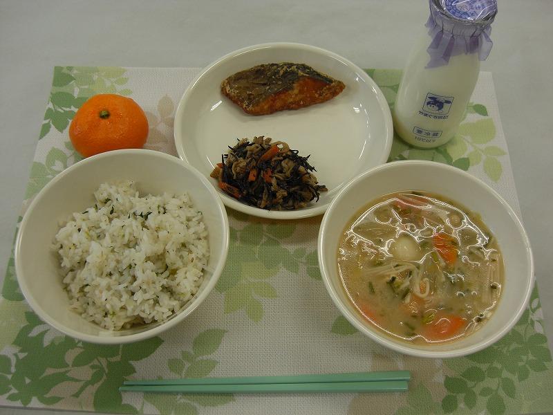 12月5日の給食の写真