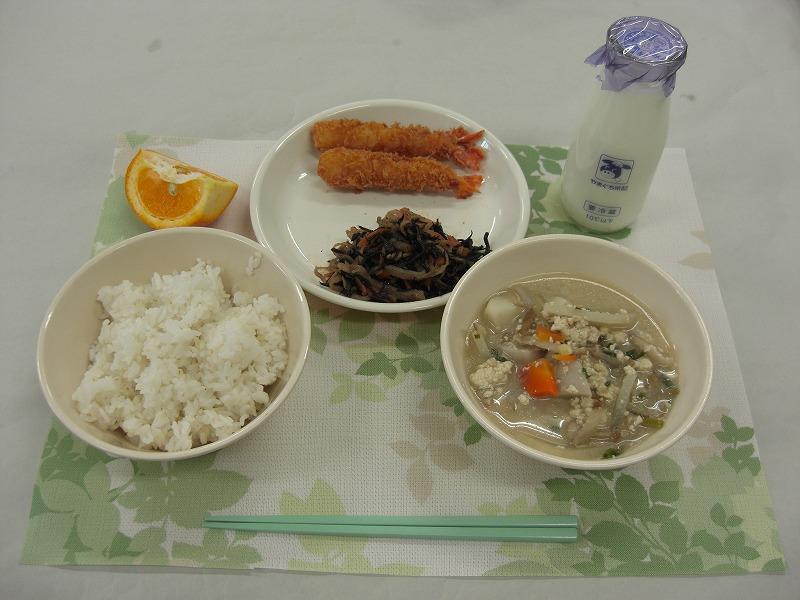 3月25日の給食の写真