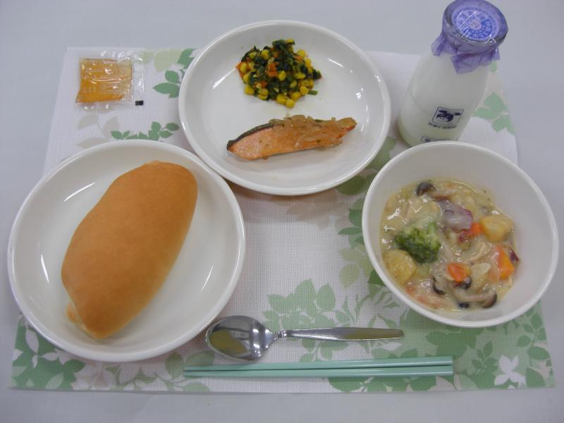 10月13日の給食の写真