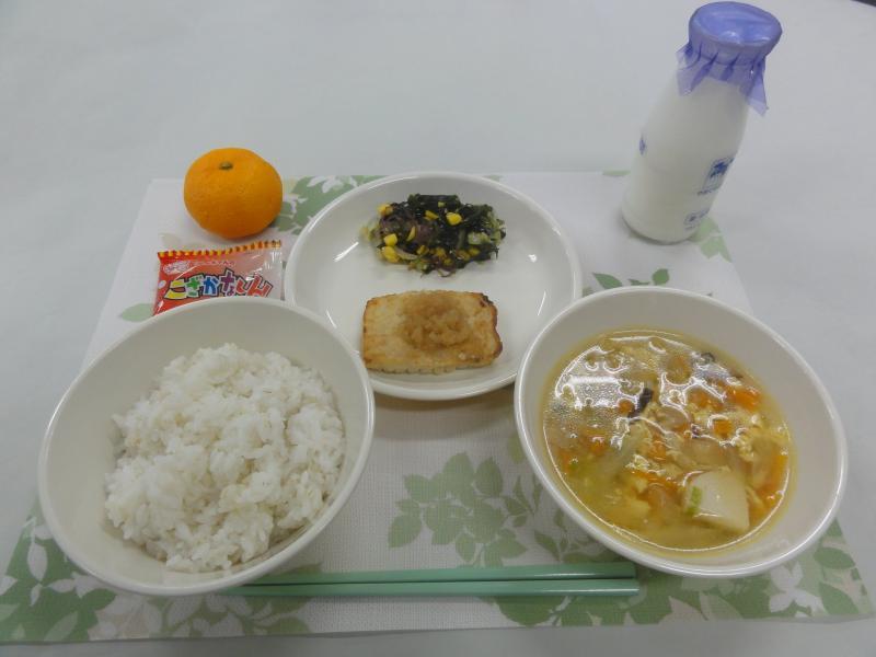 11月9日の給食の写真