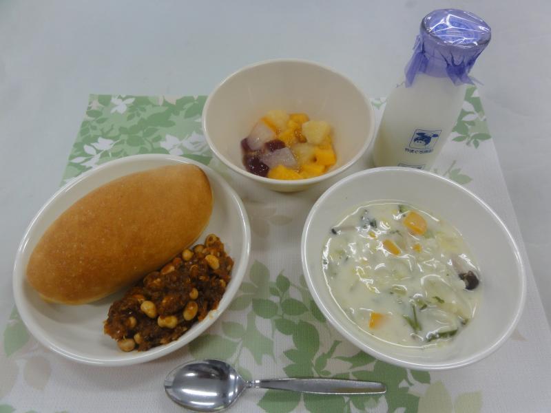 12月1日の給食の写真