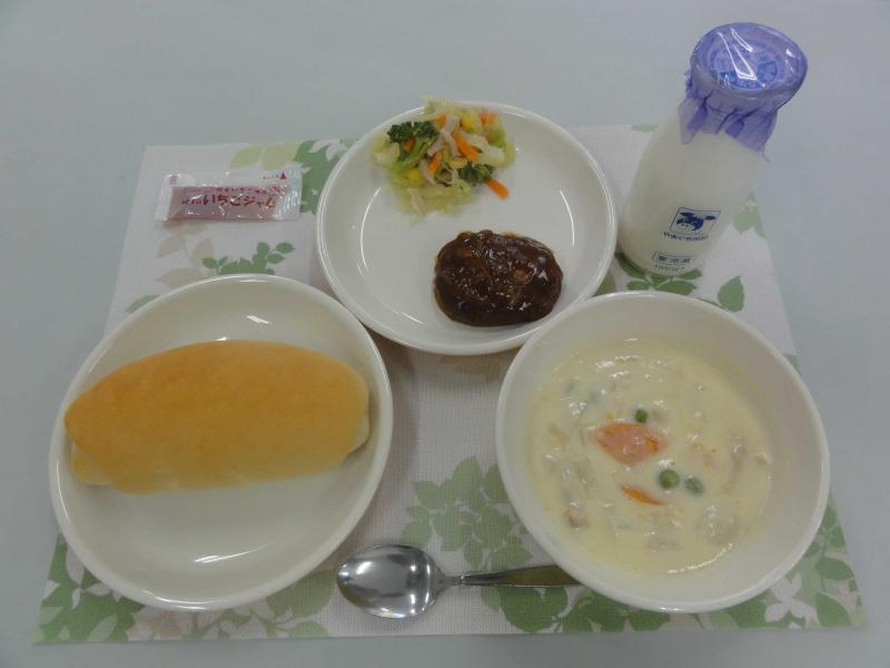 4月19日の給食の写真