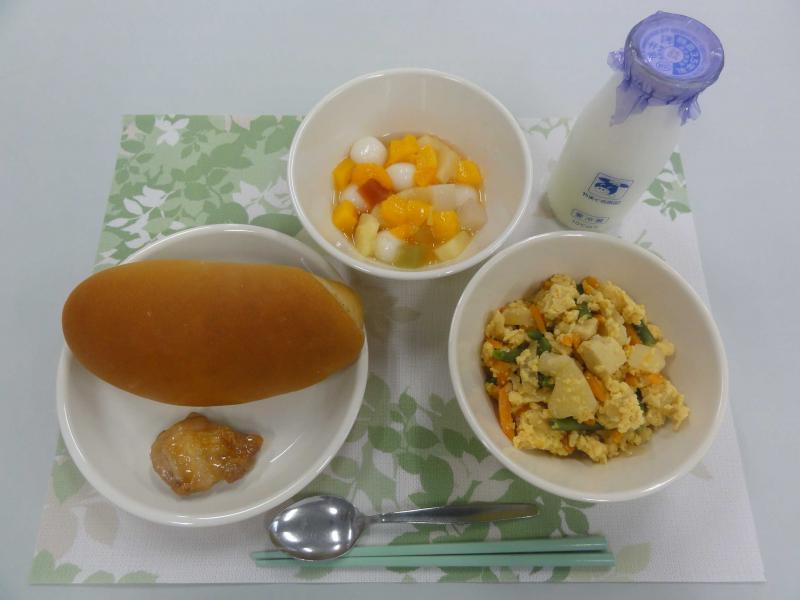 4月21日の給食の写真