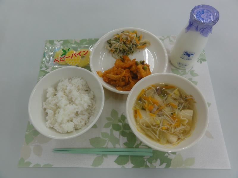 4月25日の給食の写真