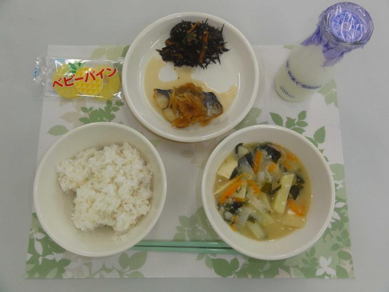 5月18日の給食の写真