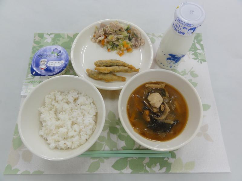 10月7日の給食の写真