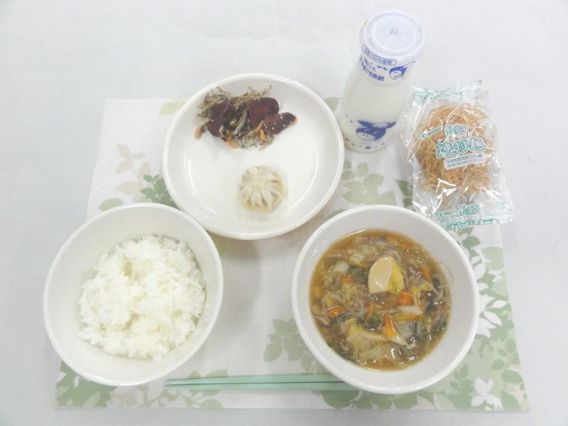 11月8日の給食の写真