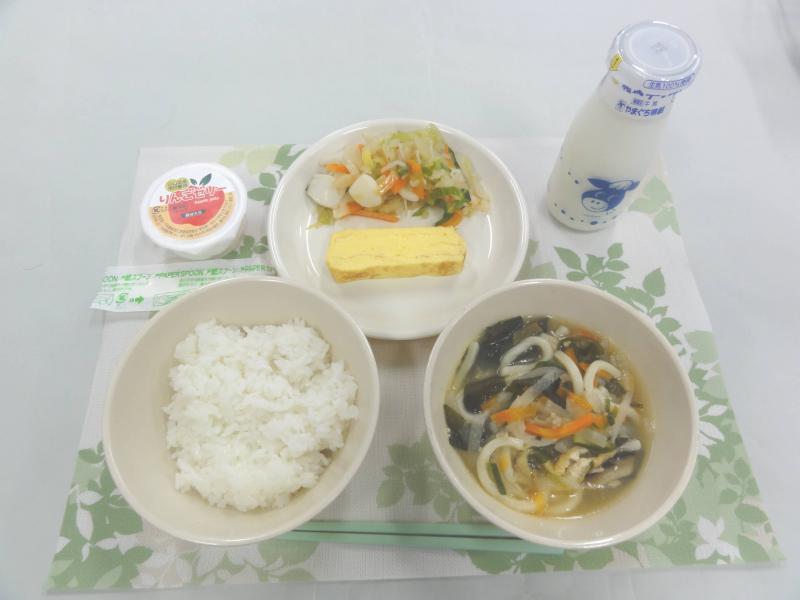 11月18日の給食の写真