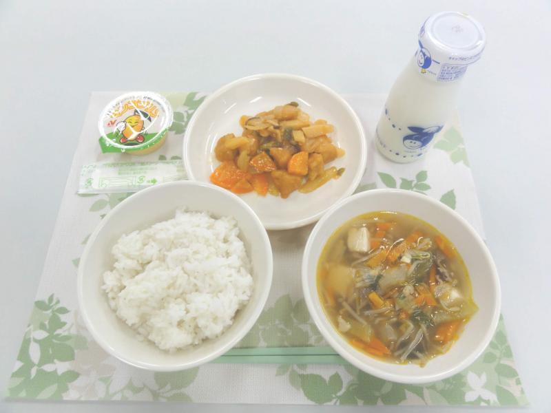 11月28日の給食の写真