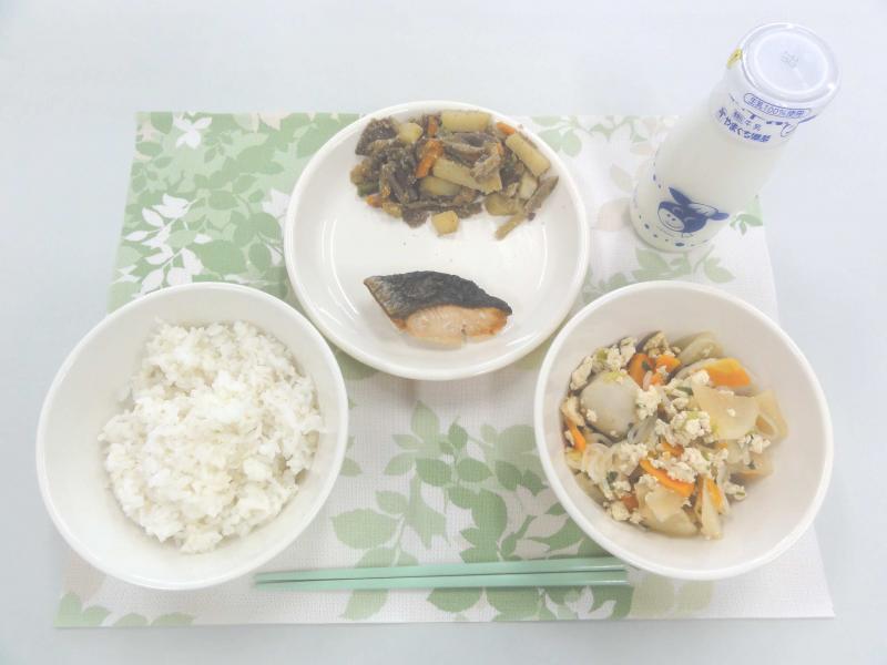 12月2日の給食の写真