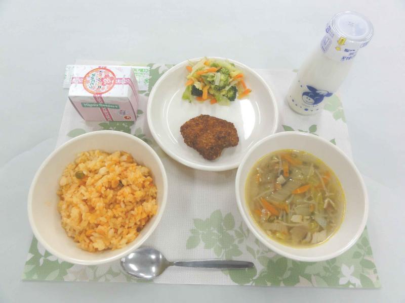 3月8日の給食の写真