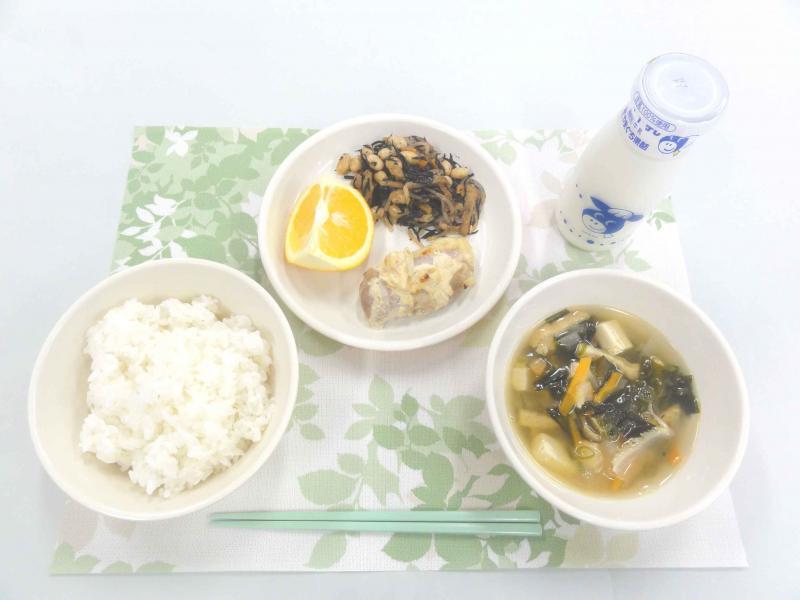 4月10日の給食の写真