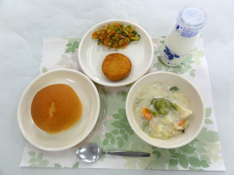 2月22日の給食の写真