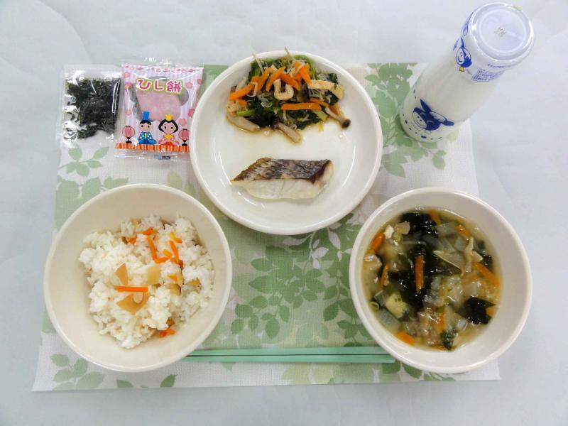 3月2日の給食の写真