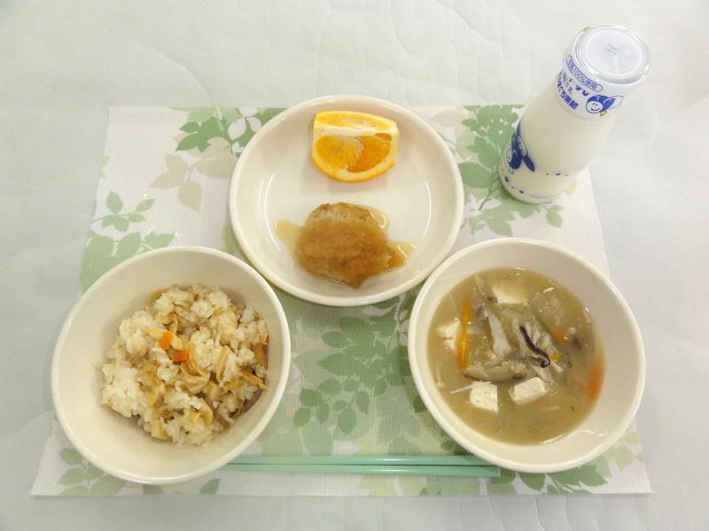 4月9日の給食の写真