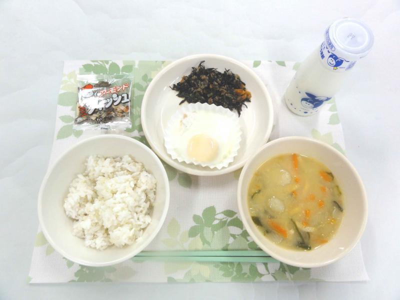 6月8日の給食の写真