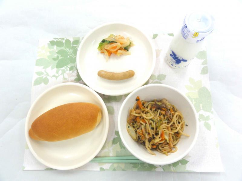 11月13日の給食の写真