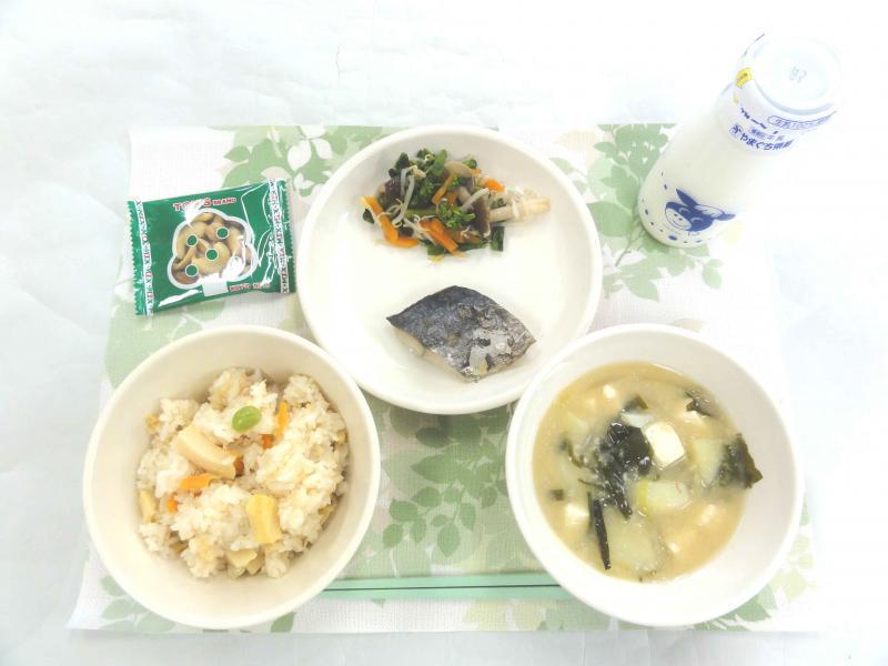 4月8日の給食の写真