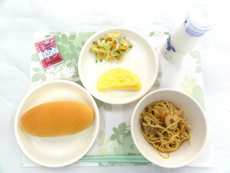 4月23日の給食の写真