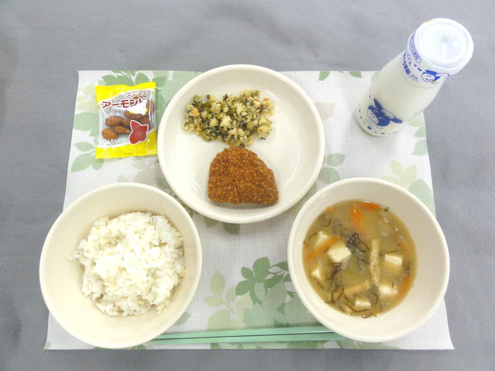 2月26日の給食の写真