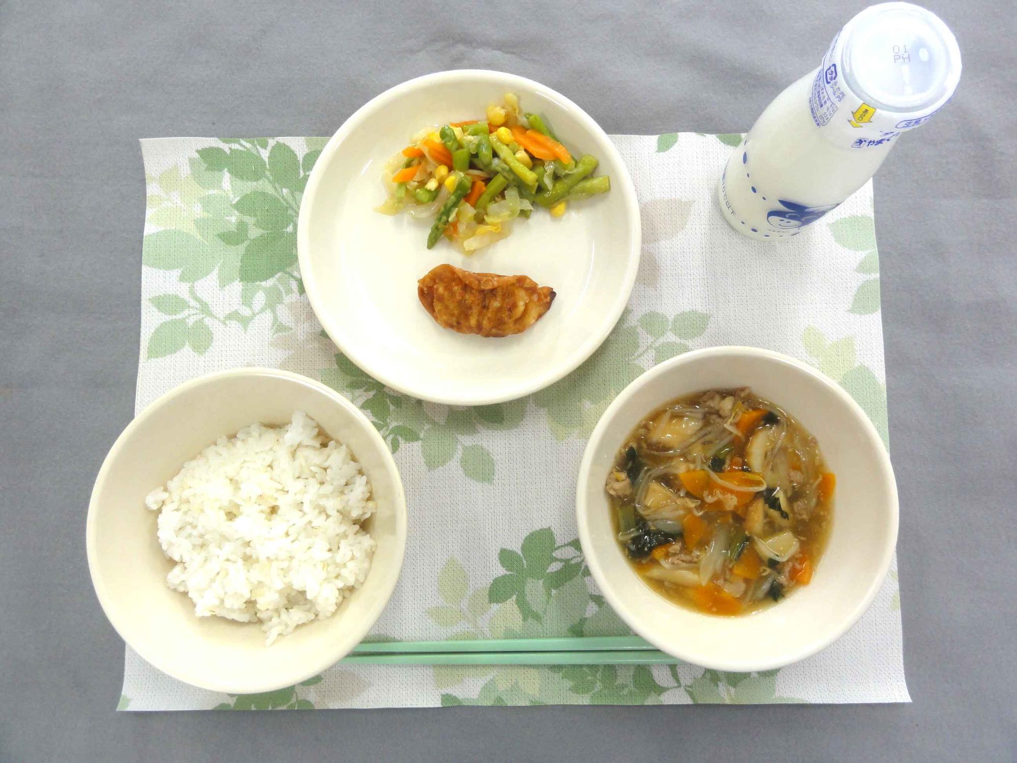5月27日の給食の写真
