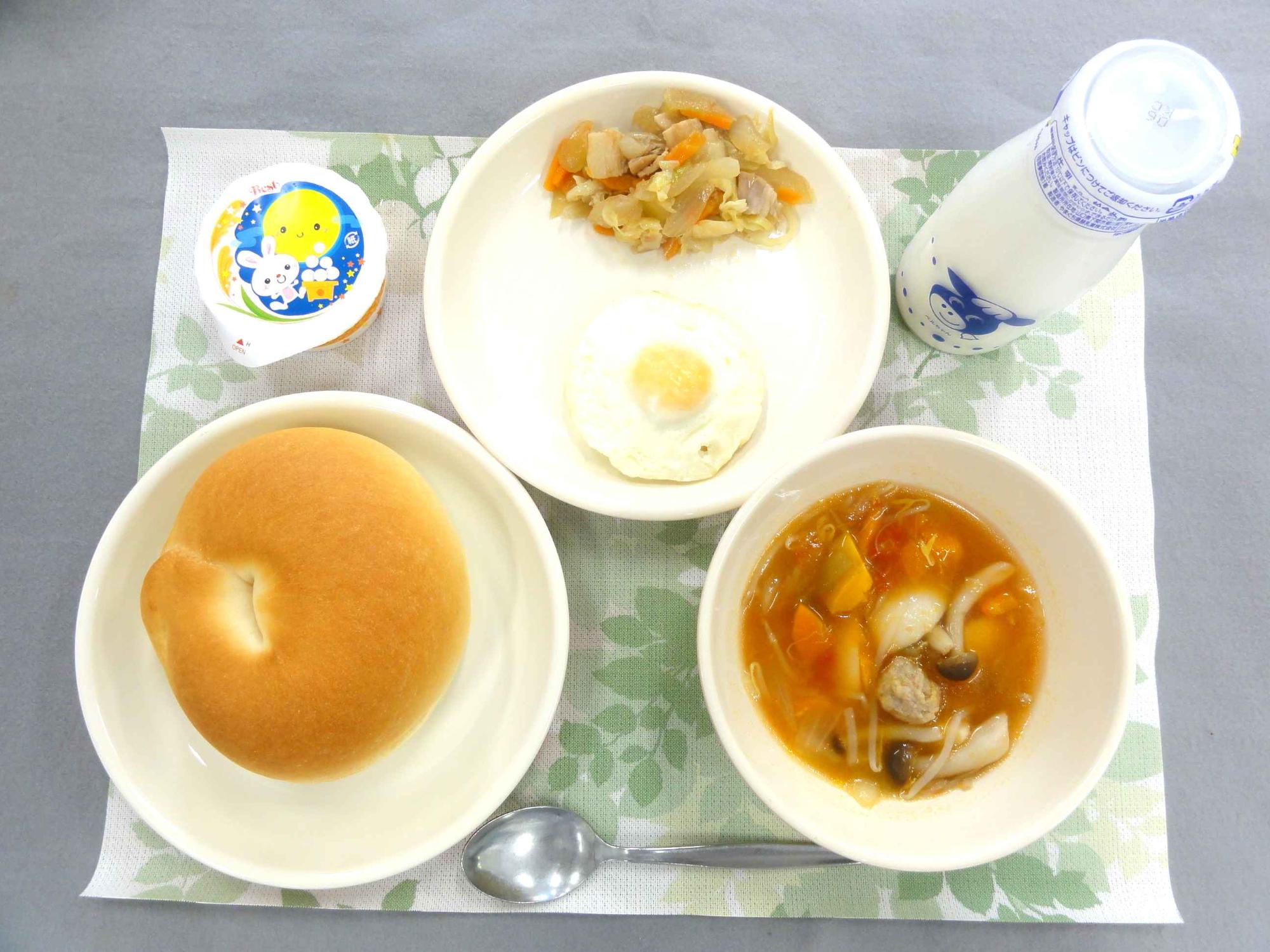 10月1日の給食の写真