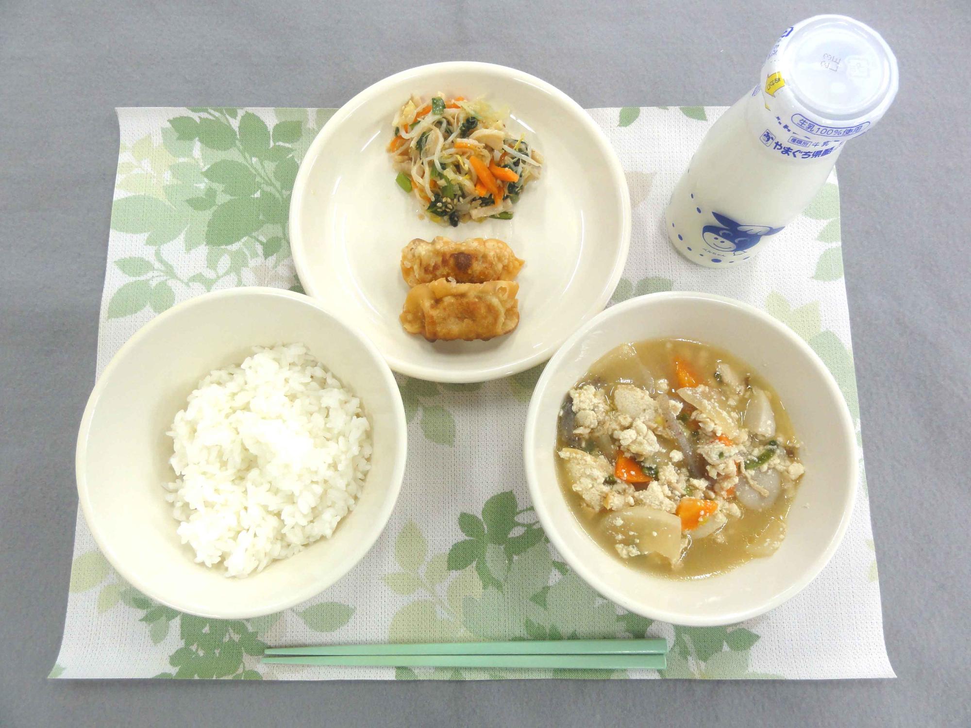 10月19日の給食の写真