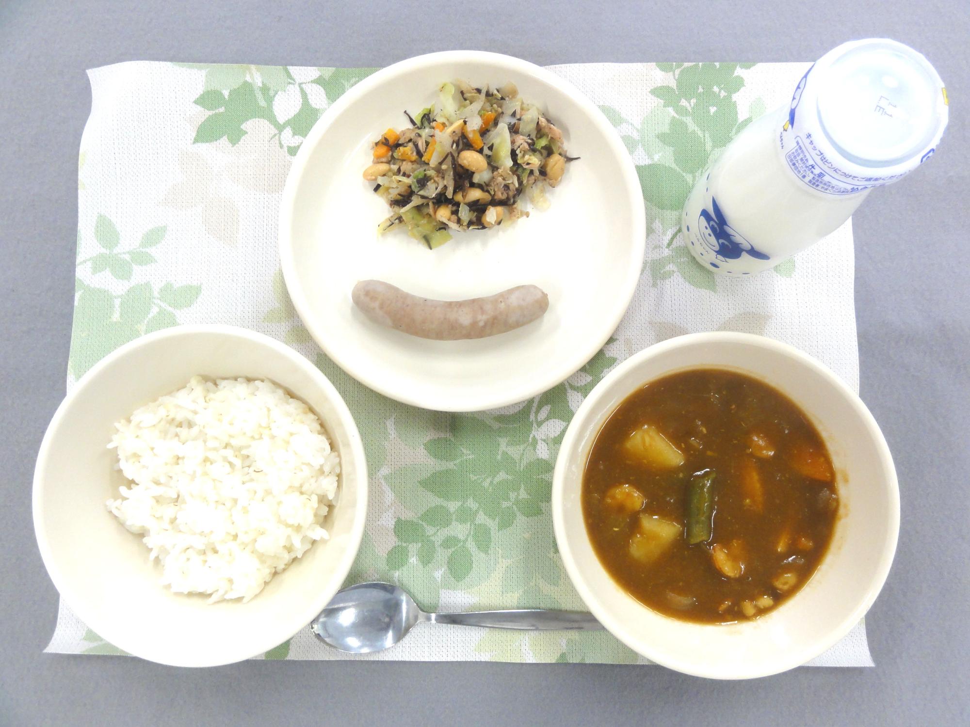 12月7日の給食の写真