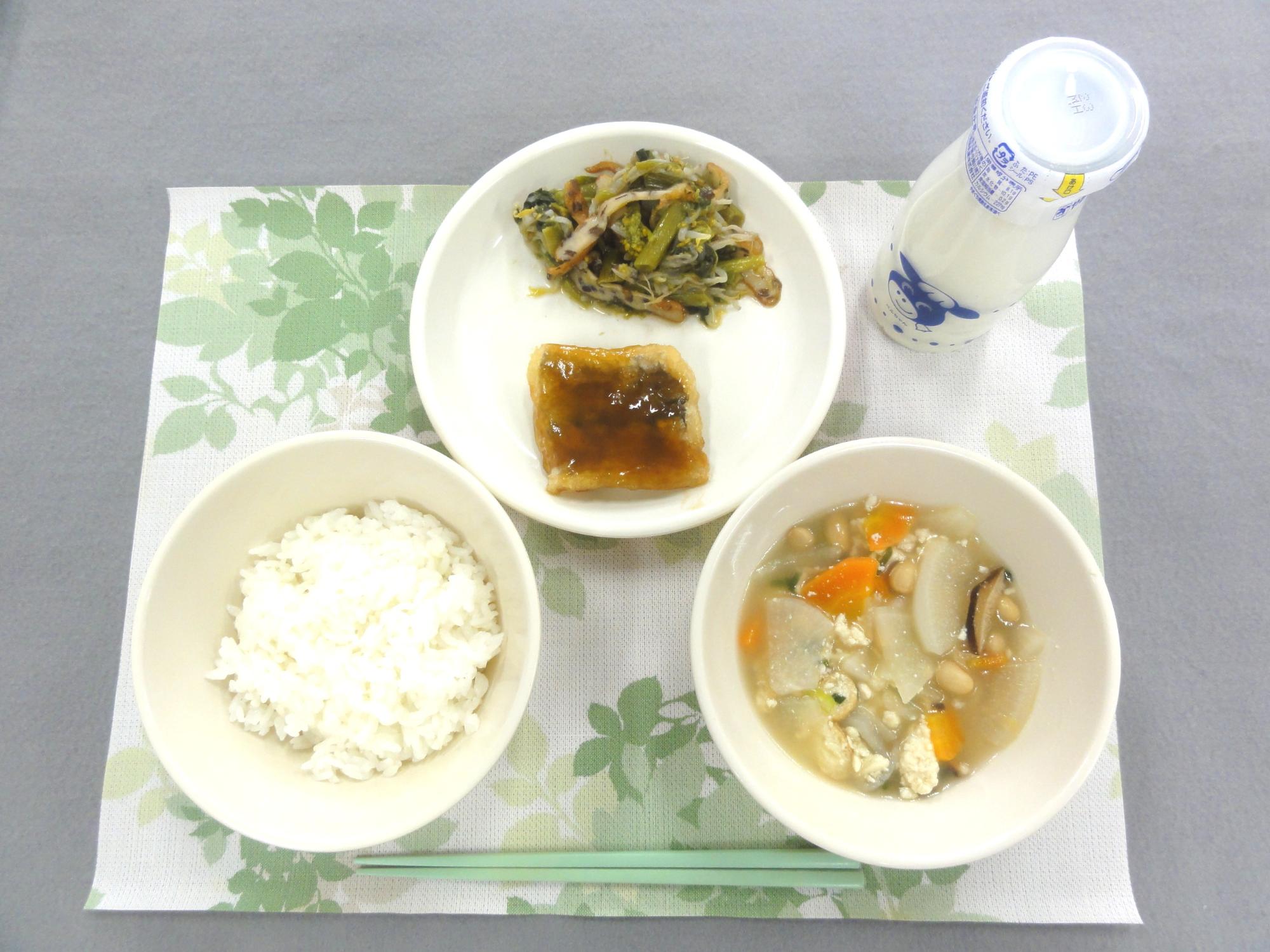 12月18日の給食の写真