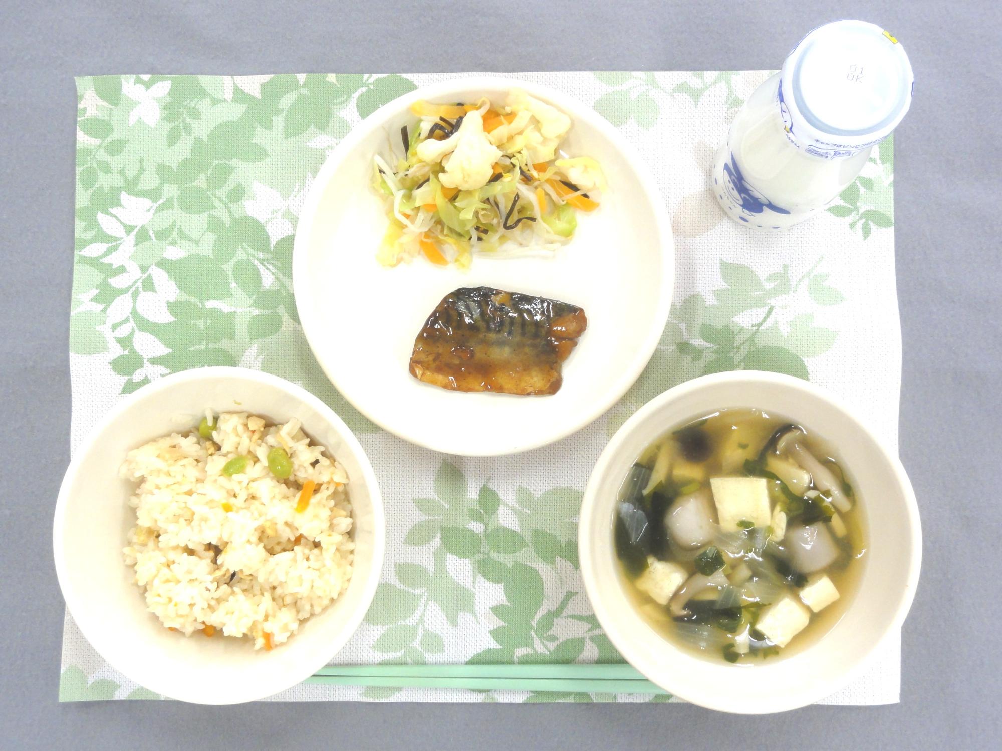 2月24日の給食の写真