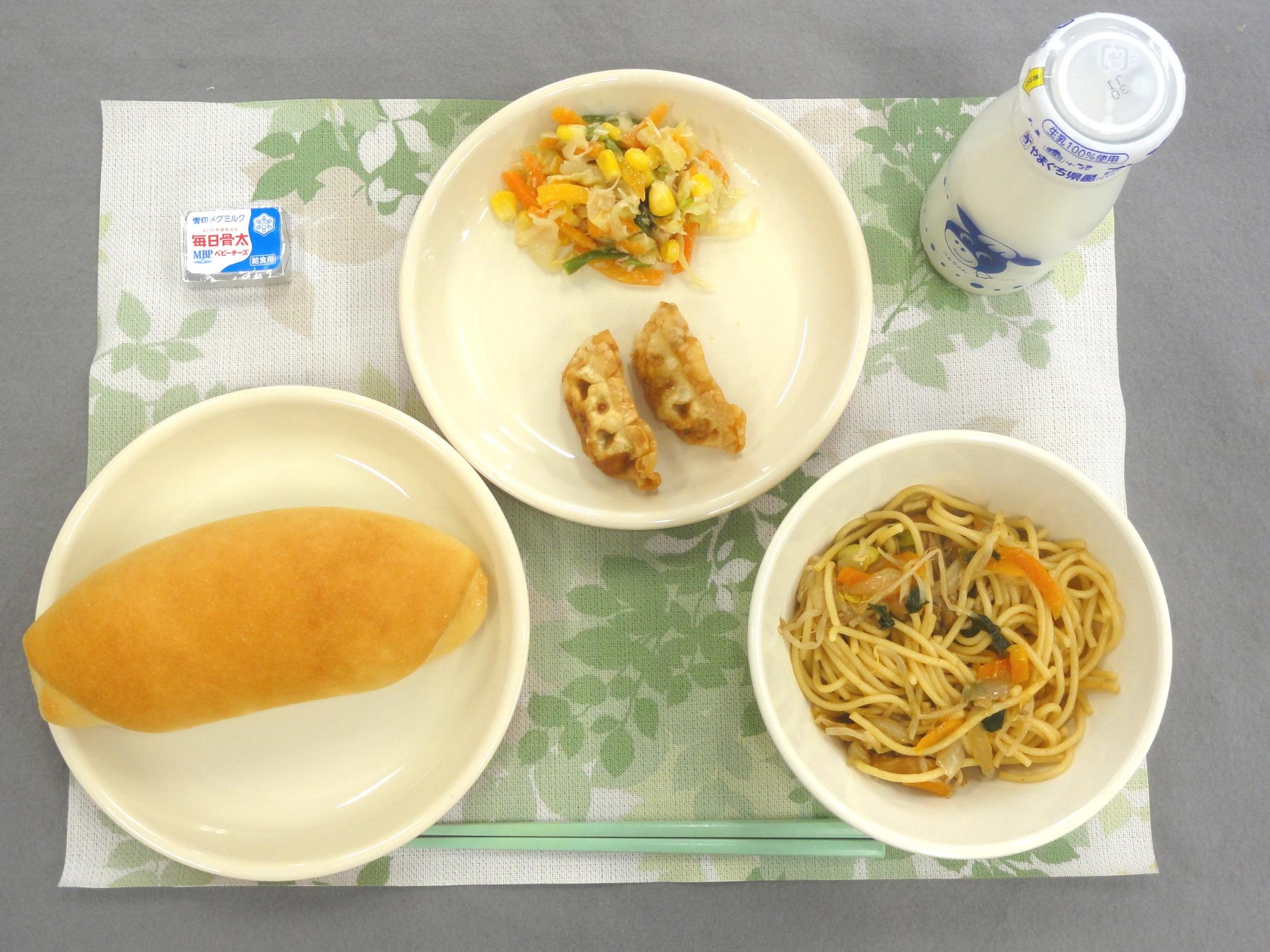 3月25日の給食の写真