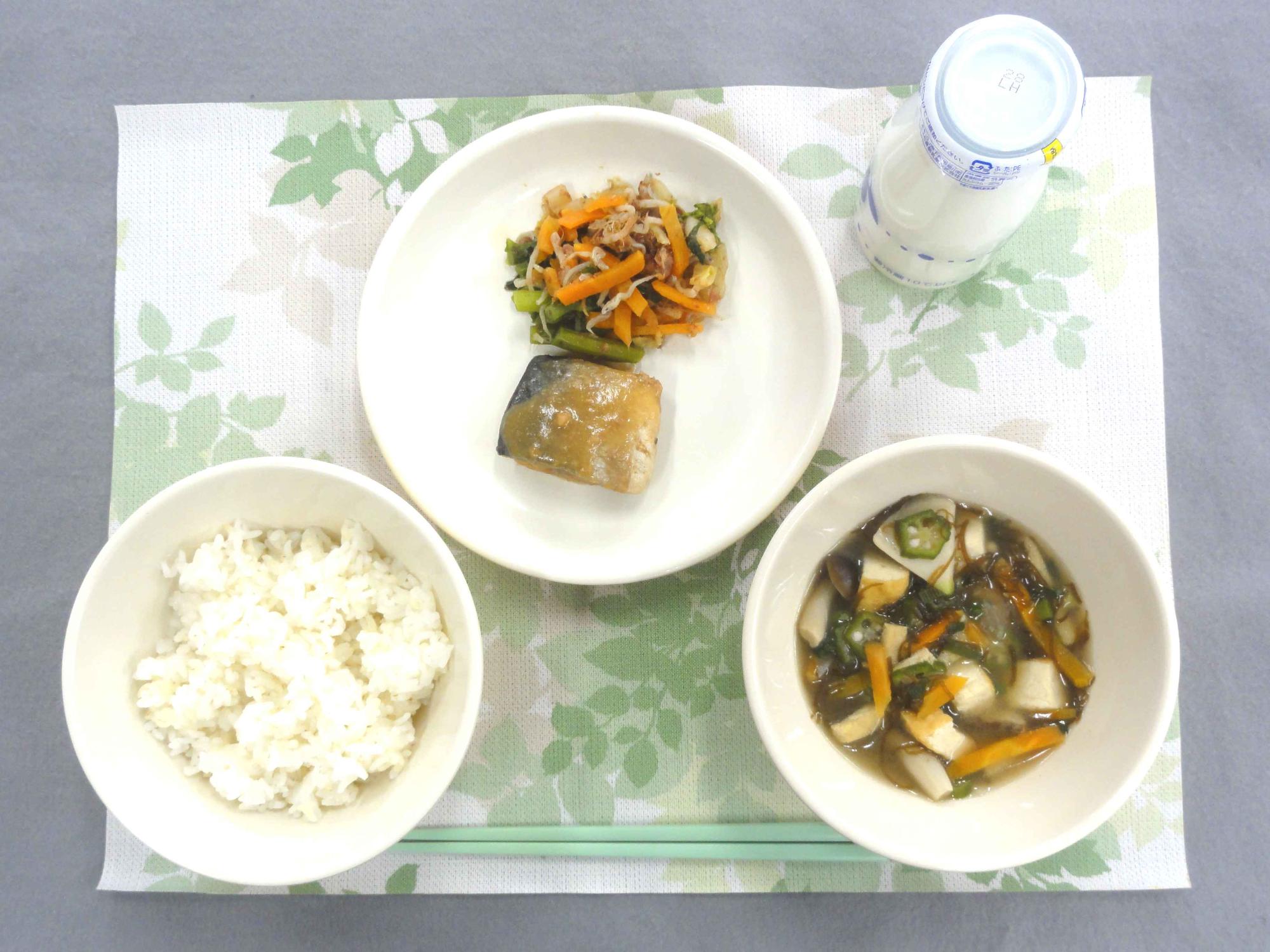 4月23日の給食の写真