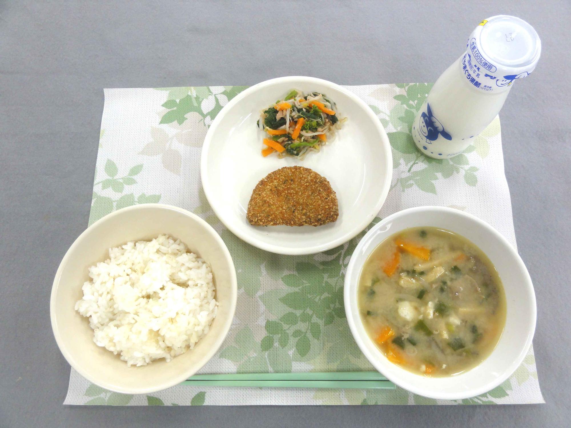 5月12日の給食の写真