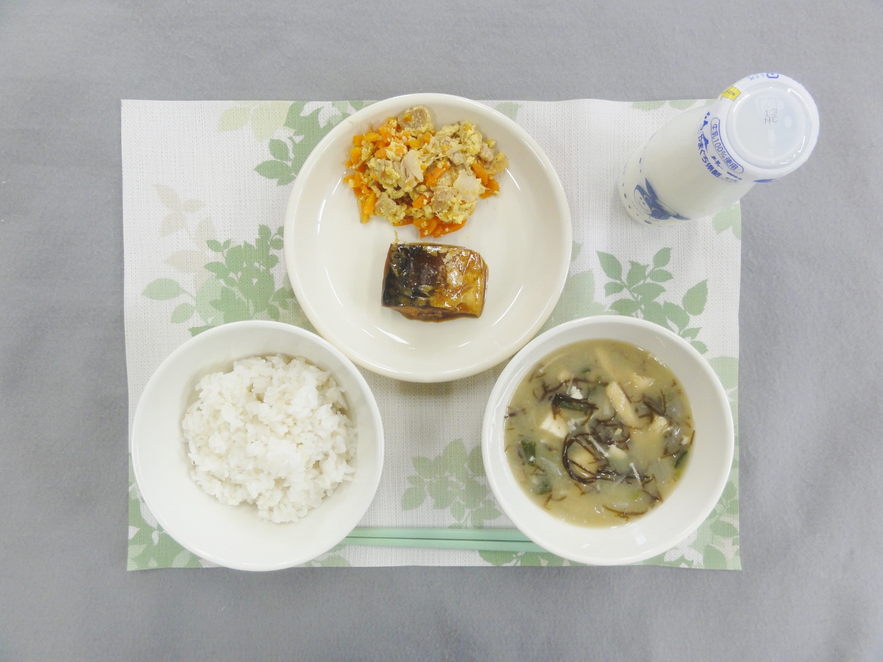 10月8日の給食の写真