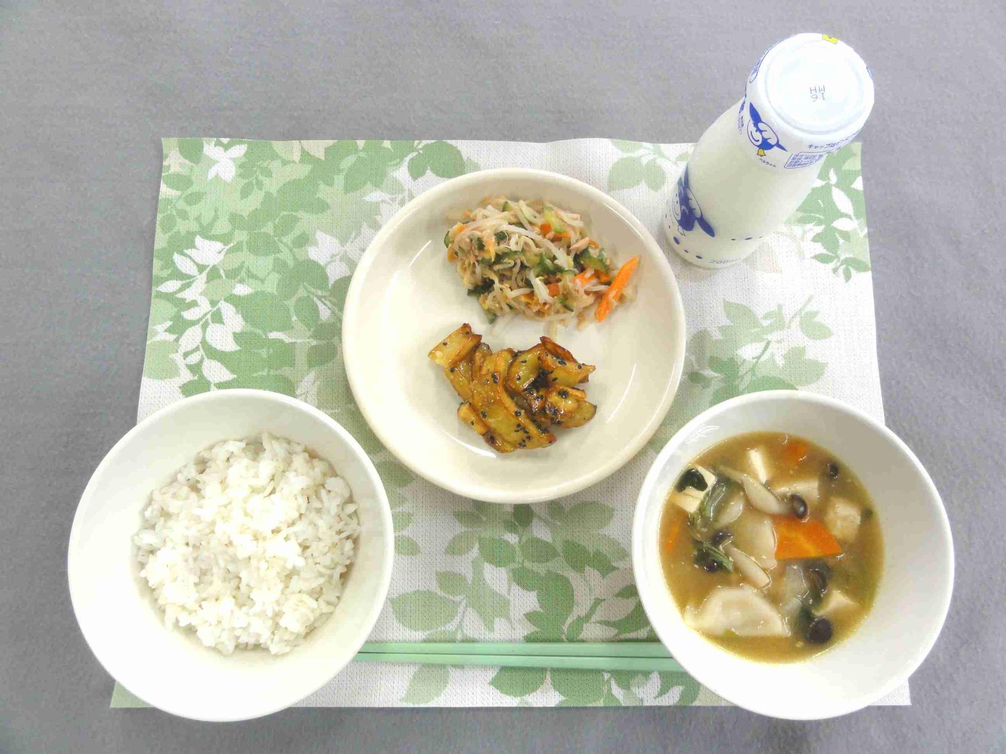 10月12日の給食の写真