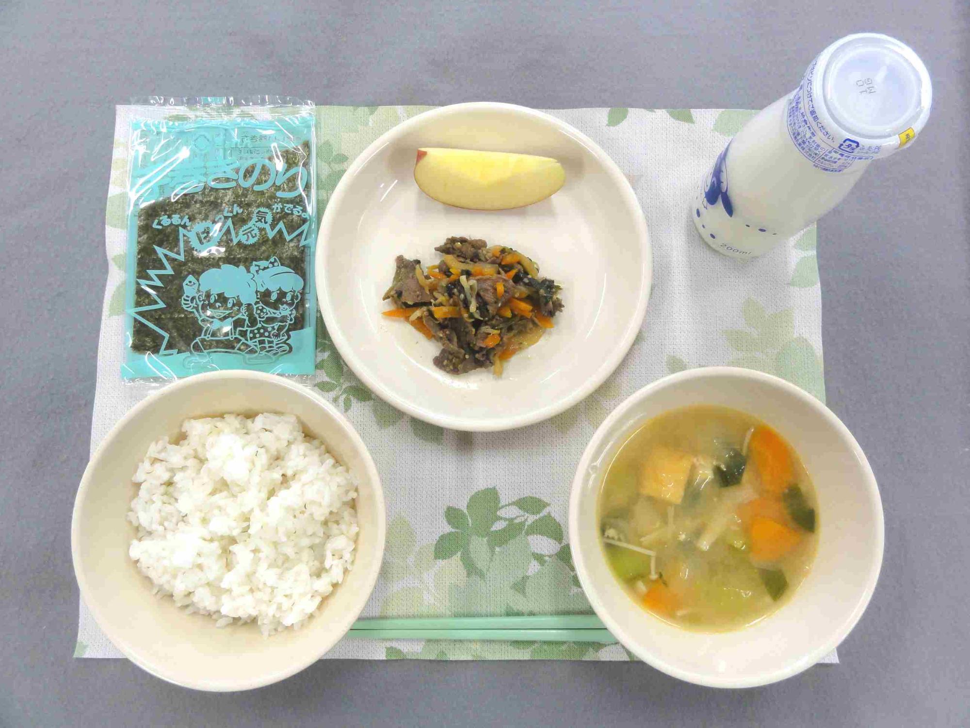 12月6日の給食の写真