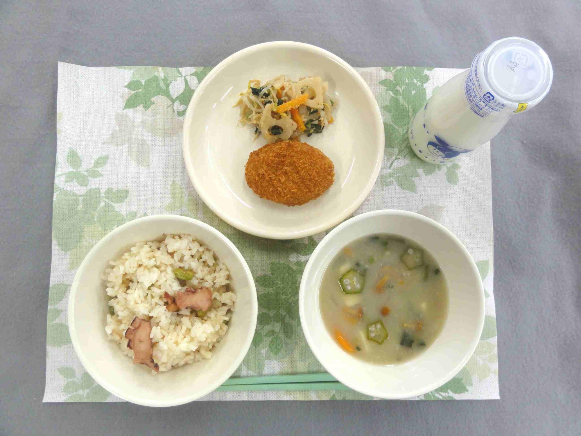 3月7日の給食の写真