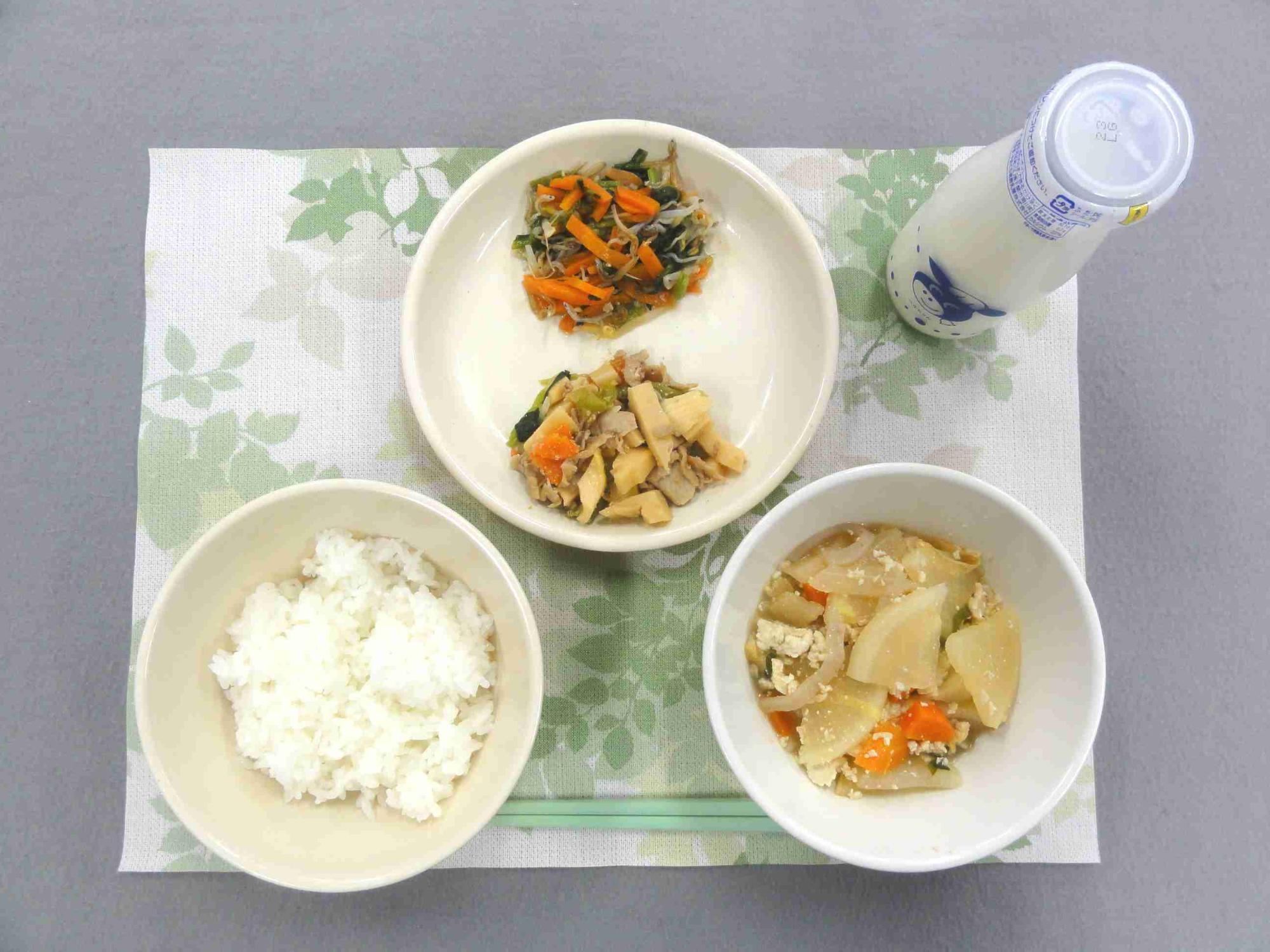 3月18日の給食の写真