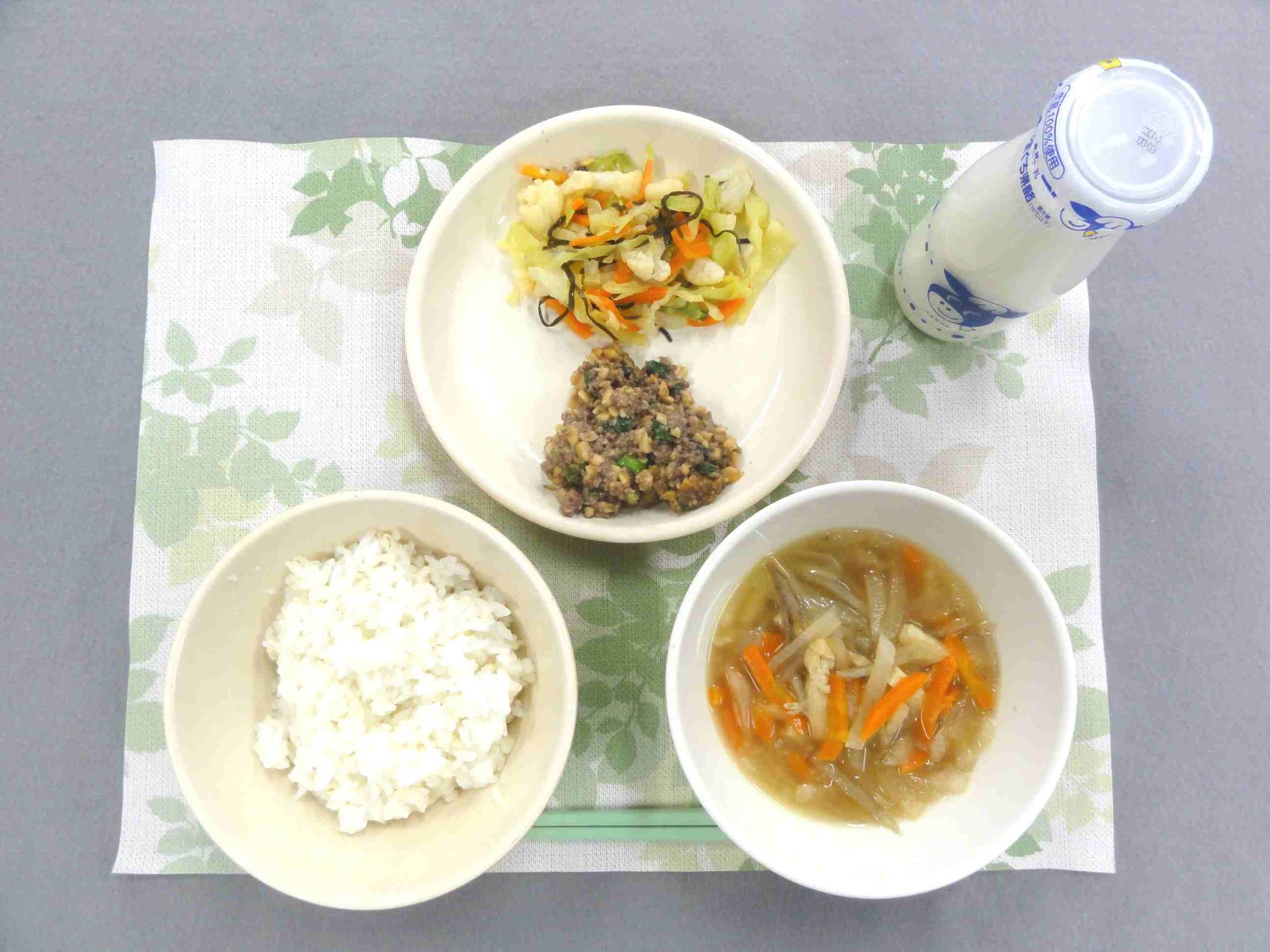 3月23日の給食の写真