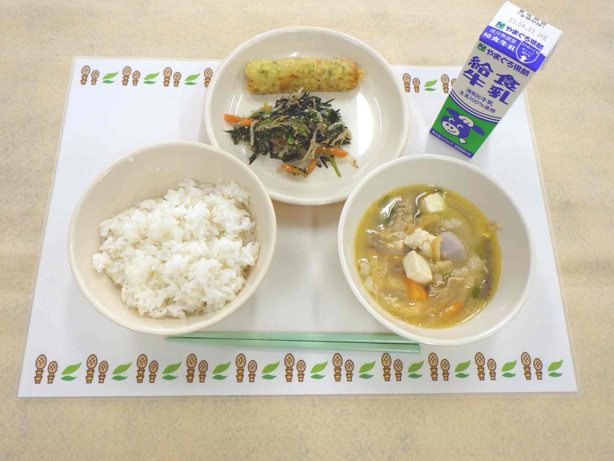 4月12日の給食の写真