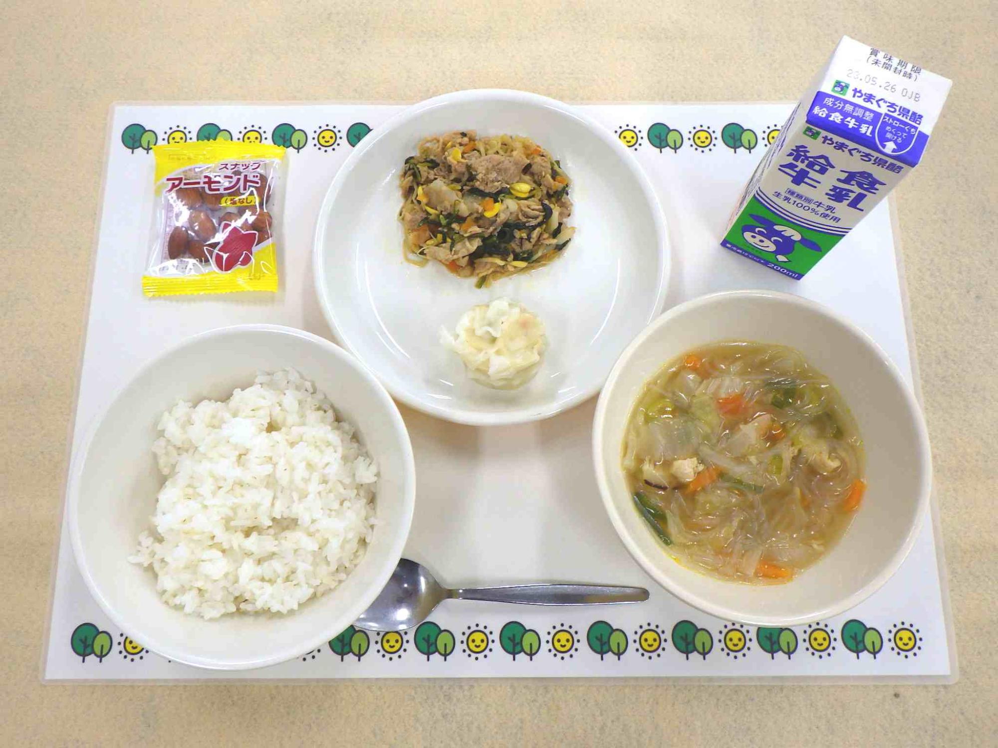 5月17日の給食の写真