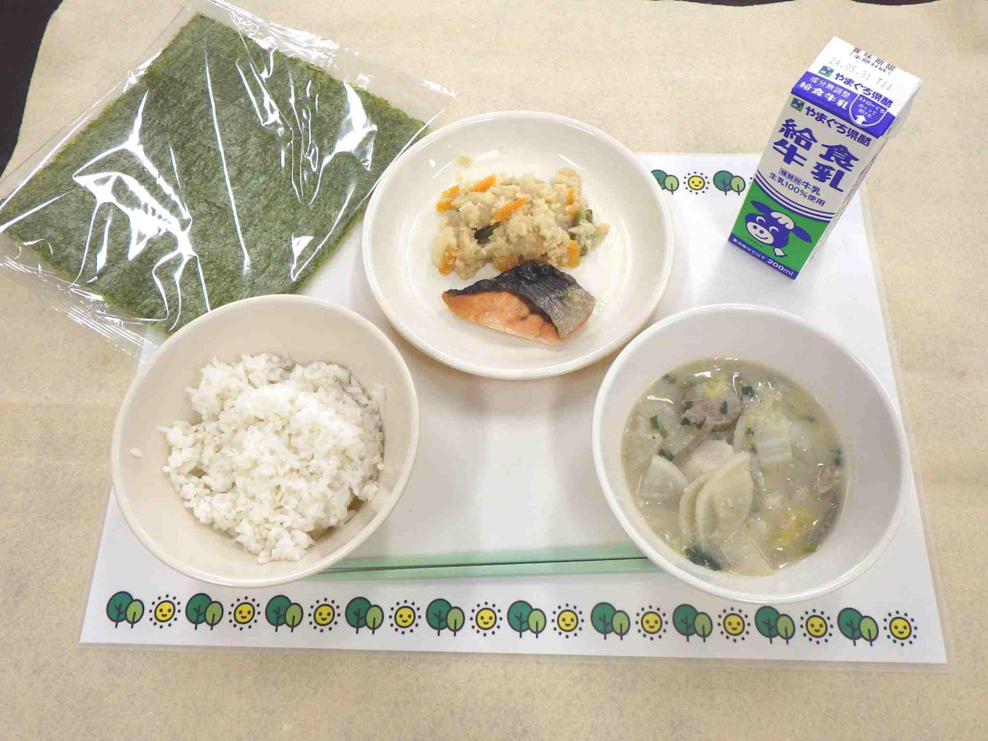 5月22日の給食の写真