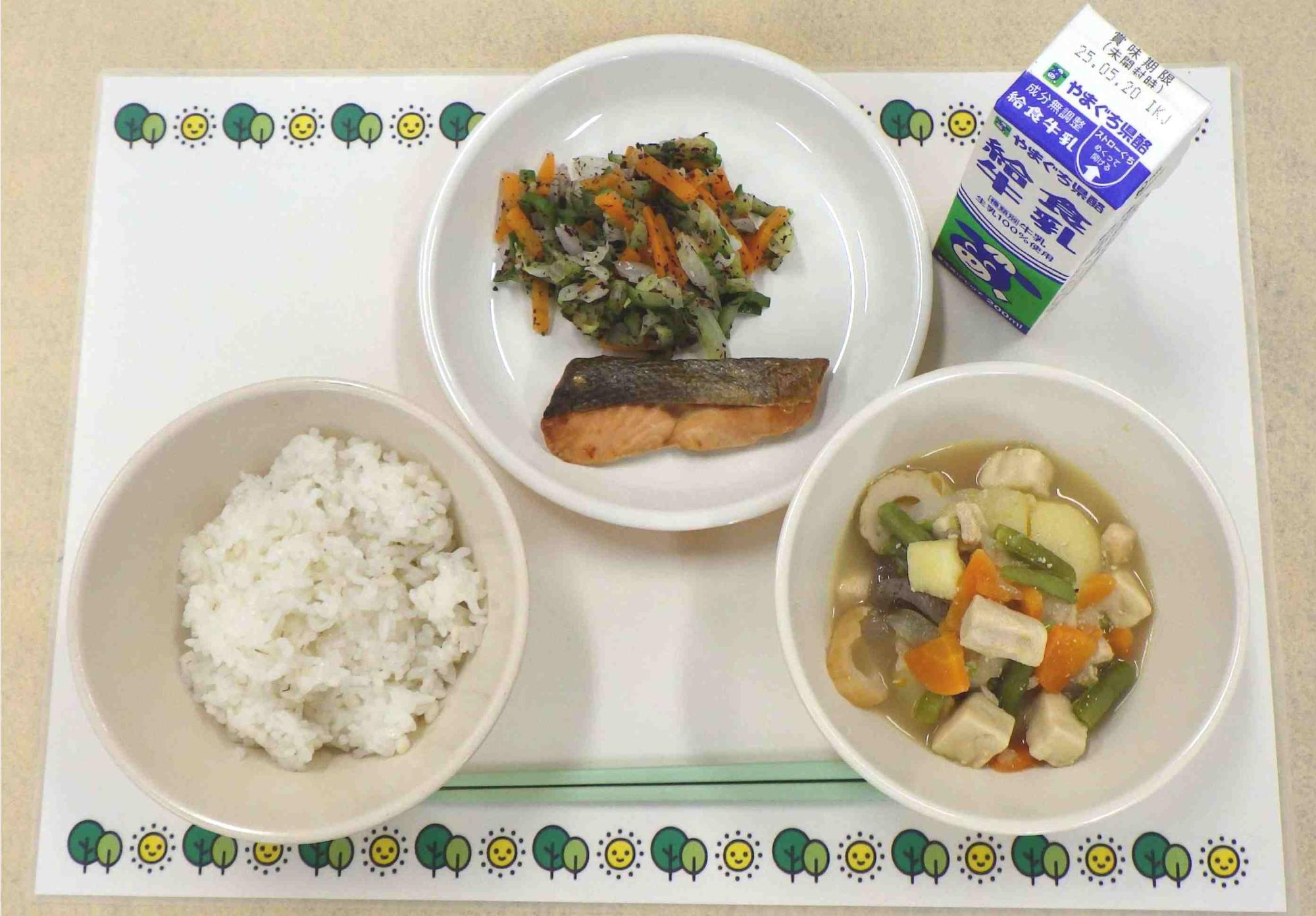 5月12日の給食の写真