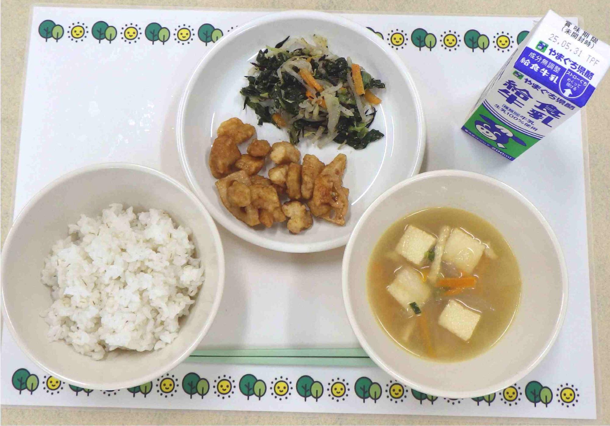 5月23日の給食の写真