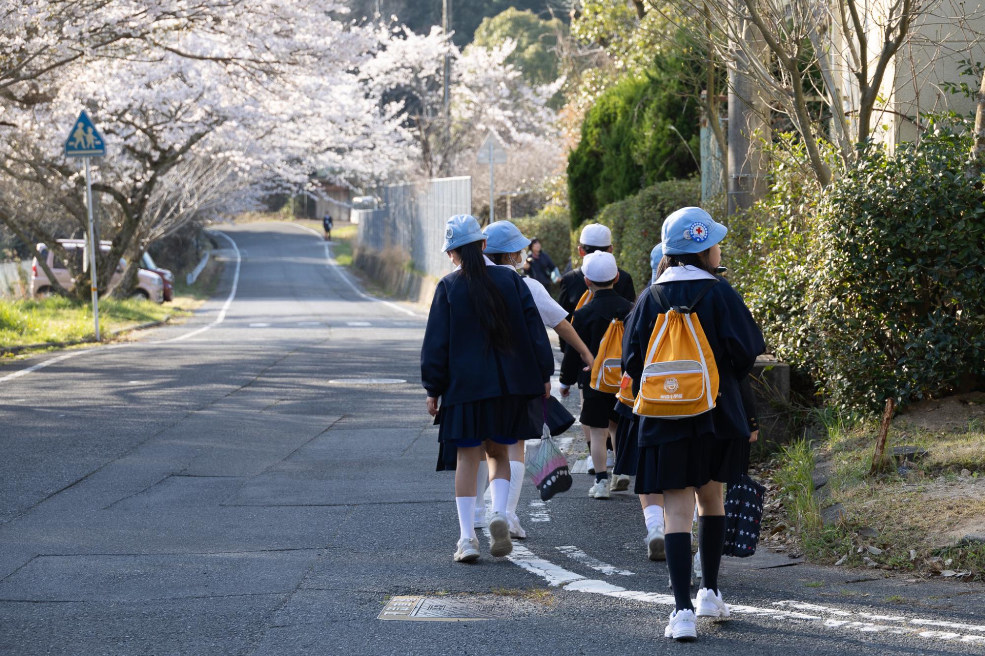 大和小学校開校01