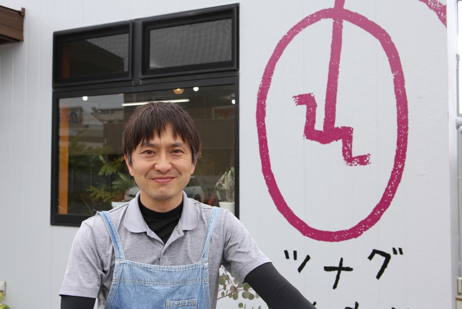 久行 巧 氏
