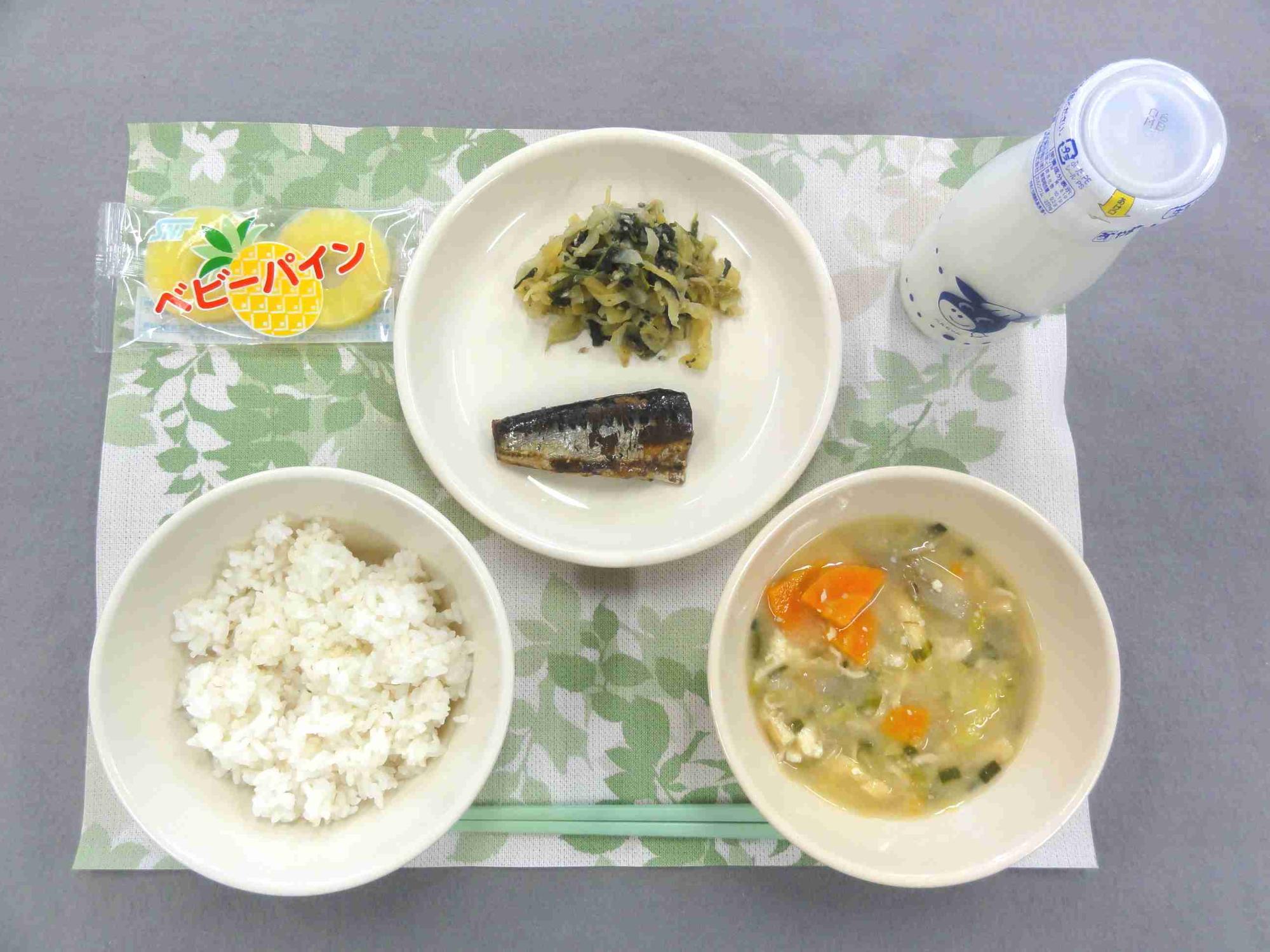 10月1日の給食の写真